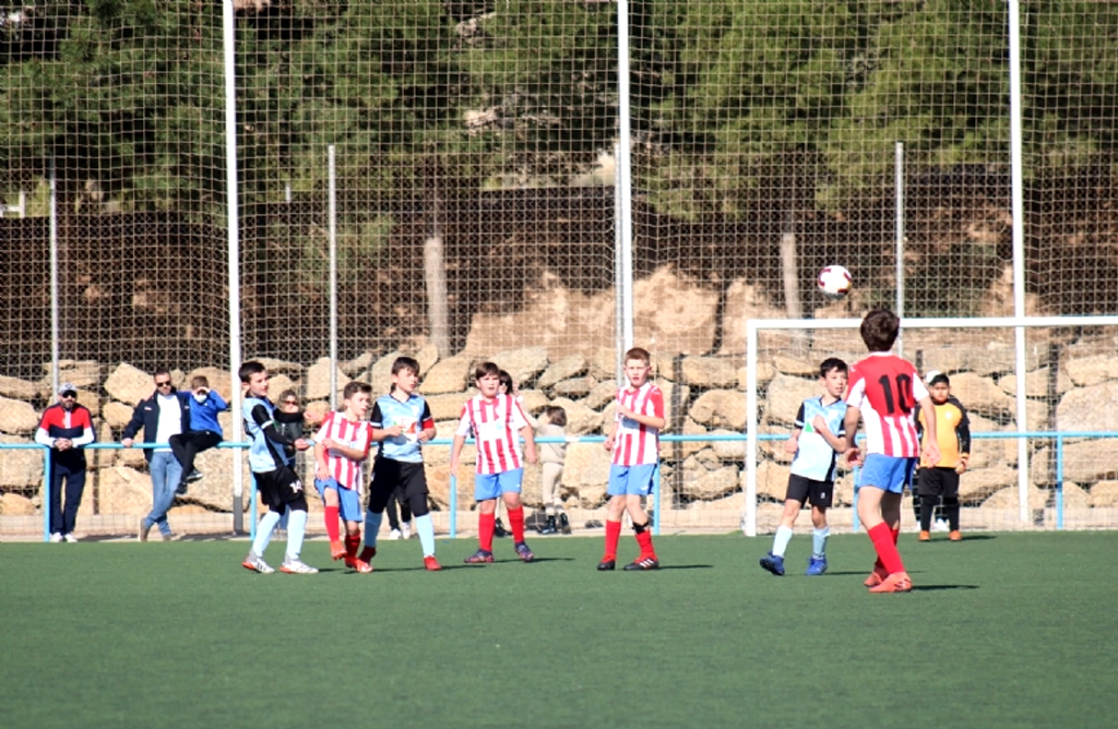 El Club de Fútbol Base de Totana usará las instalaciones municipales